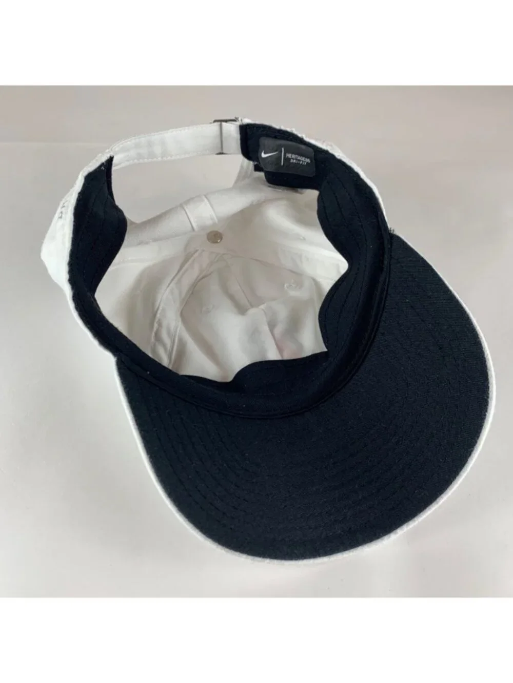 Arizona Wildcats NCAA White Nike Heritage86 Relaxed Fit Strapback Adjustable Hat